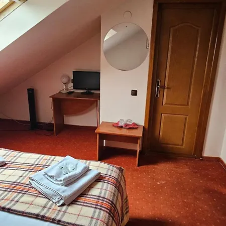 Olimp - 2 Stele Hotell